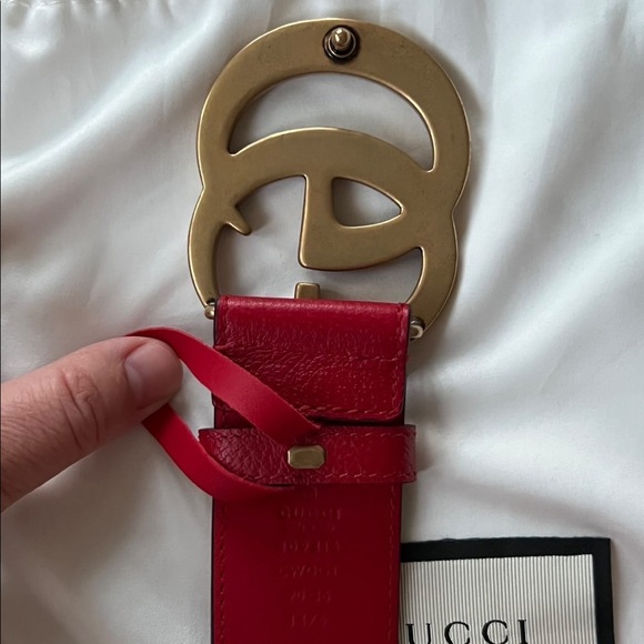SOLD Excellent condition Gucci belt size 90 - Picture 2 of 6